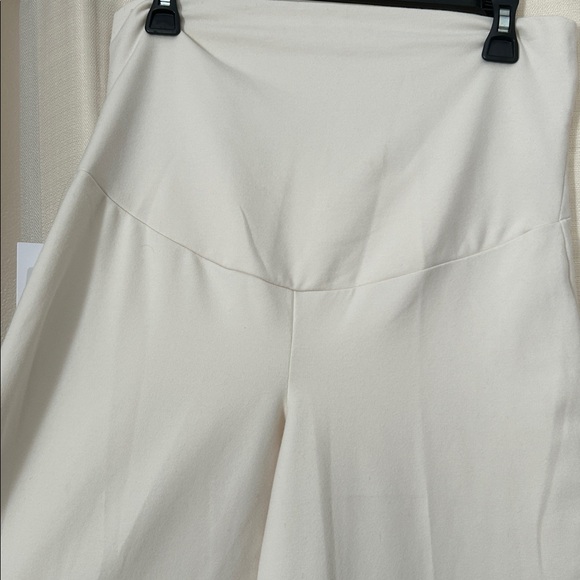Ingrid & Isabel Cream Wide-Leg over the belly Pants - Picture 2 of 6